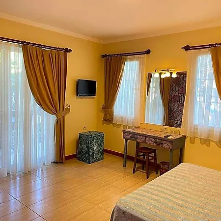 Dalos فندق دالامان